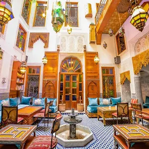 ** Riad Verus Marokko